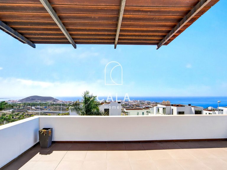 Villa for Sale in Costa Adeje-san Eugenio, Tenerife 19