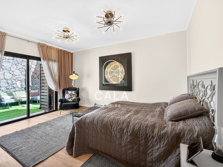 Villa for Sale in Costa Adeje-san Eugenio, Tenerife 25