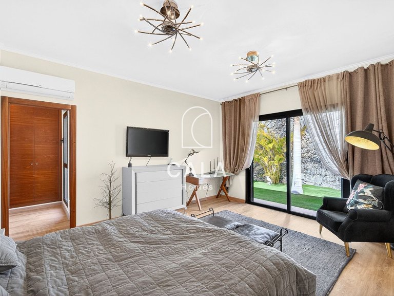 Villa for Sale in Costa Adeje-san Eugenio, Tenerife 26