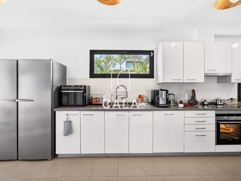 Villa for Sale in Costa Adeje-san Eugenio, Tenerife 32