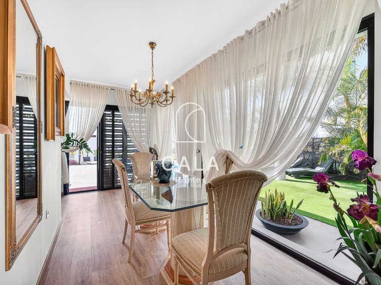 Villa for Sale in Costa Adeje-san Eugenio, Tenerife 34