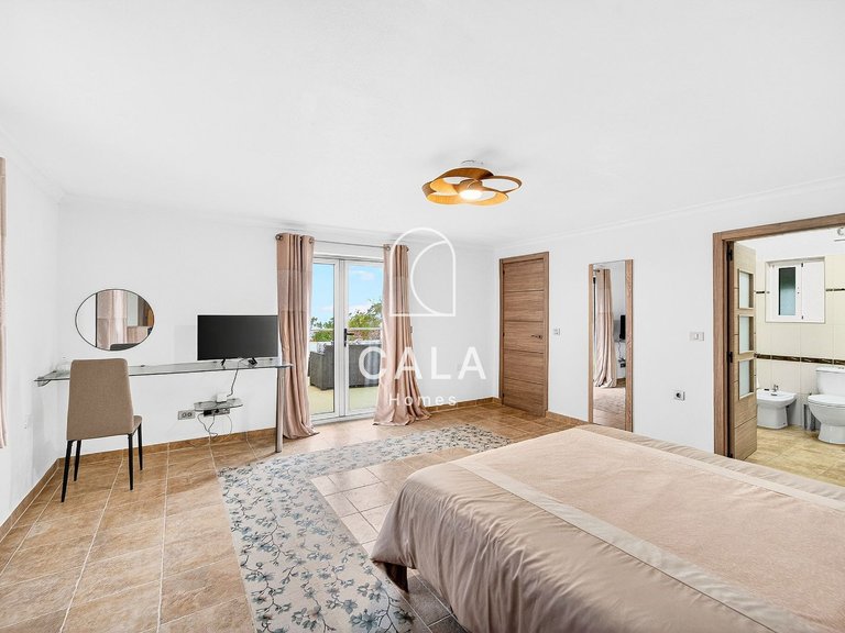 Villa for Sale in Guia De Isora, Tenerife 26