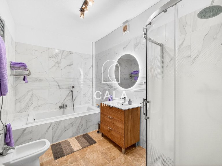 Villa for Sale in Guia De Isora, Tenerife 16