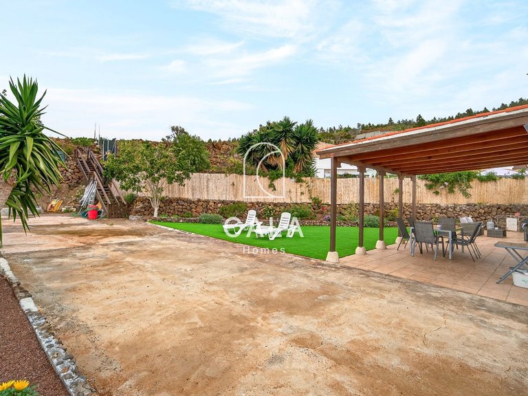 Villa for Sale in Guia De Isora, Tenerife 34