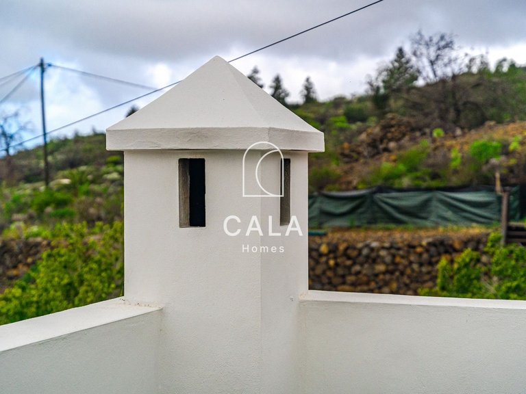 Villa for Sale in Guia De Isora, Tenerife 31