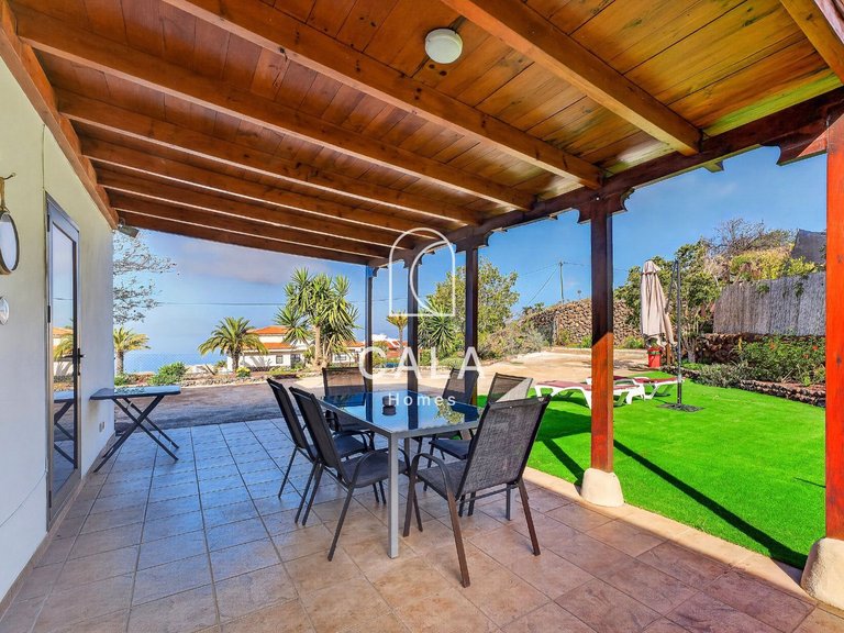 Villa for Sale in Guia De Isora, Tenerife 41