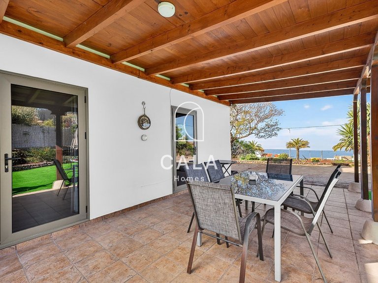 Villa for Sale in Guia De Isora, Tenerife 42