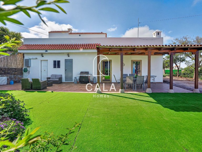Villa for Sale in Guia De Isora, Tenerife 47