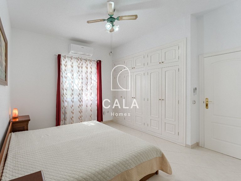 Villa for Sale in Los Cristianos, Tenerife 25