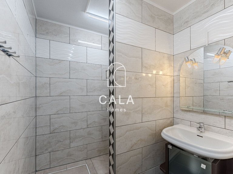 Villa for Sale in Los Cristianos, Tenerife 44