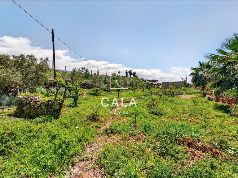 Villa for Sale in Guia De Isora, Tenerife 38
