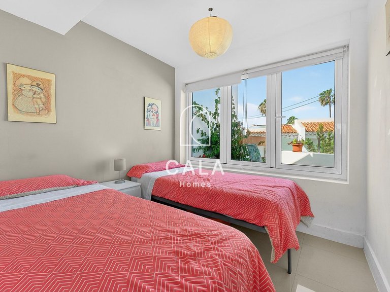 Apartment for Sale in San Eugenio Alto, Tenerife 12