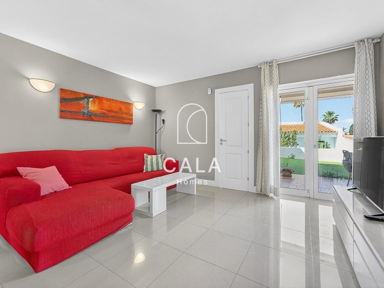 Apartment for Sale in San Eugenio Alto, Tenerife 4