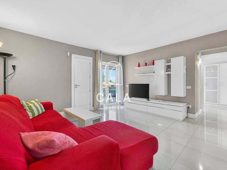 Apartment for Sale in San Eugenio Alto, Tenerife 6