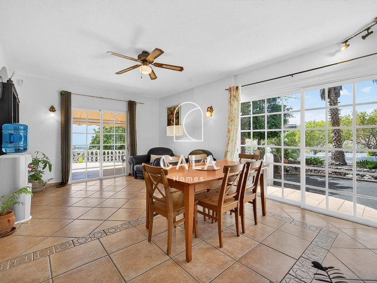 Villa for Sale in Guia De Isora, Tenerife 10