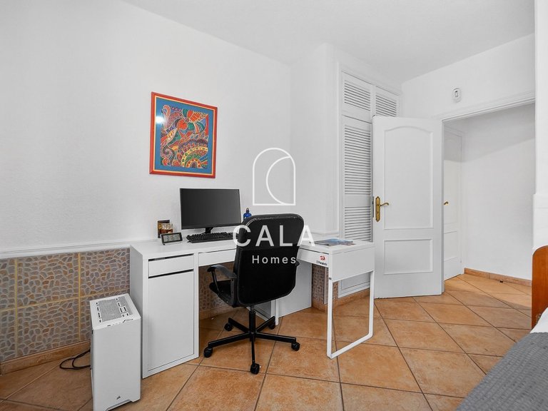 Villa for Sale in Guia De Isora, Tenerife 20