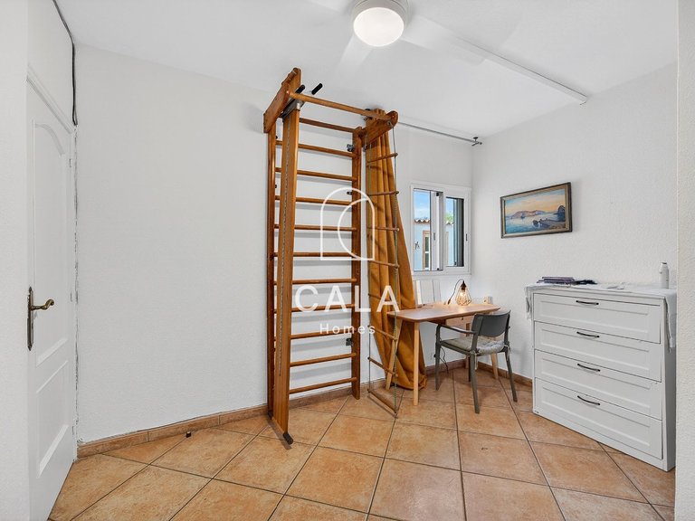 Villa for Sale in Guia De Isora, Tenerife 23