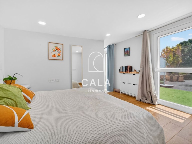 Villa for Sale in Guia De Isora, Tenerife 31