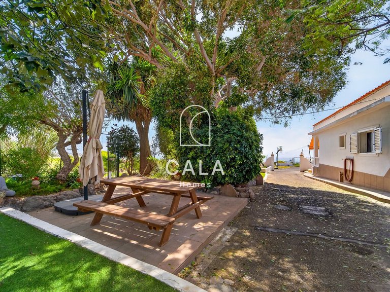 Villa for Sale in Guia De Isora, Tenerife 38