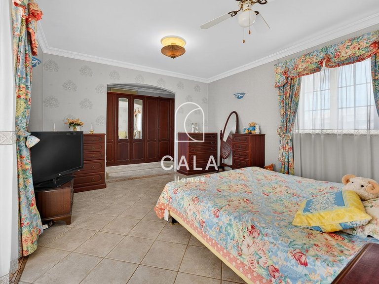 Villa for Sale in Callao Salvaje, Tenerife 13