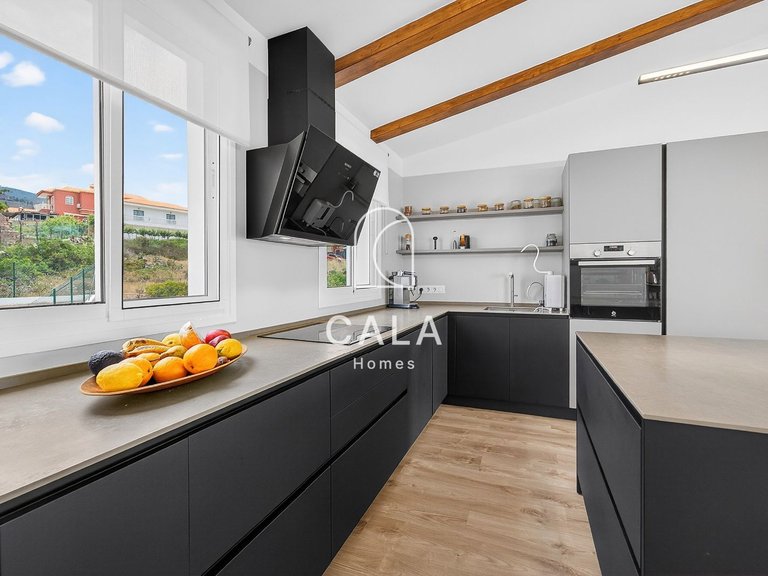 Villa for Sale in Adeje, Tenerife 17