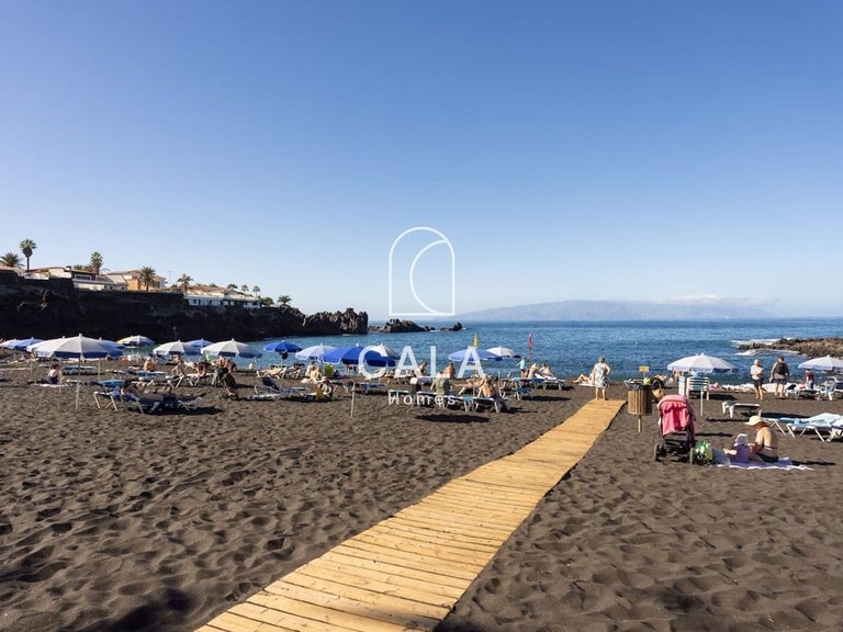 Apartment for Sale in Puerto De Santiago, Tenerife 2