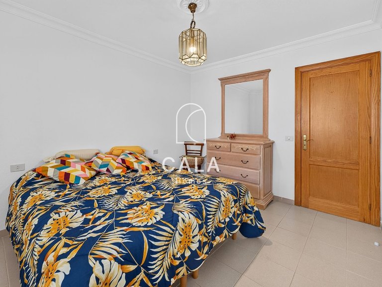 Apartment for Sale in Puerto De Santiago, Tenerife 13