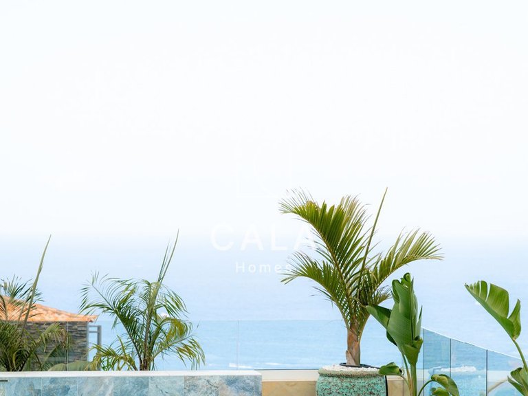 Villa for Sale in San Eugenio Alto, Tenerife 44