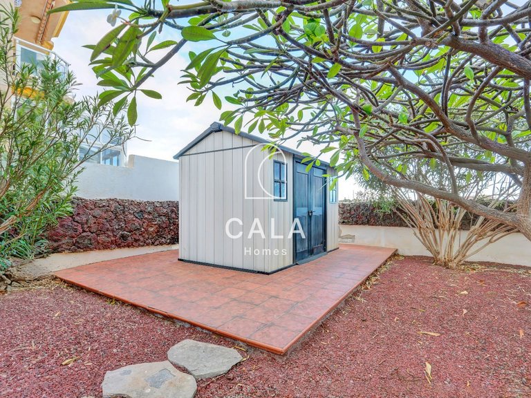 Villa for Sale in Costa Del Silencio, Tenerife 28