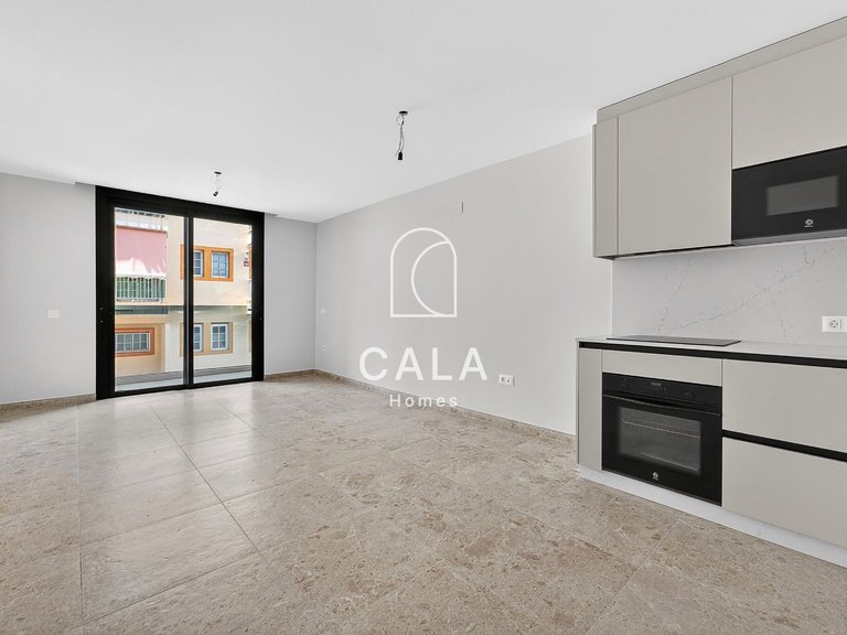 Apartment for Sale in Playa San Juan, Tenerife 8
