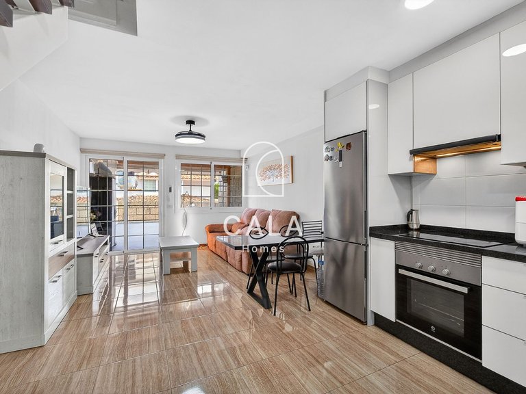 Town House for Sale in Palm-mar, Tenerife 6