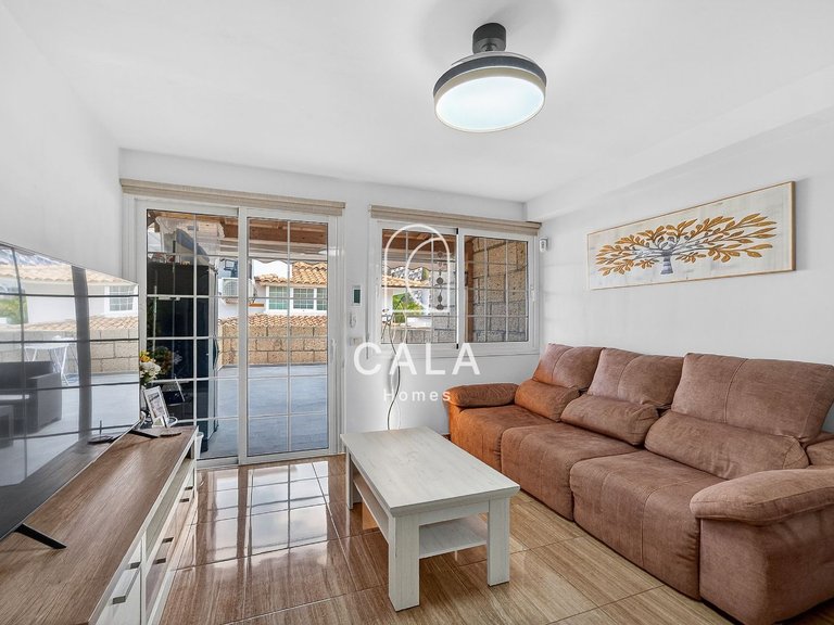 Town House for Sale in Palm-mar, Tenerife 3