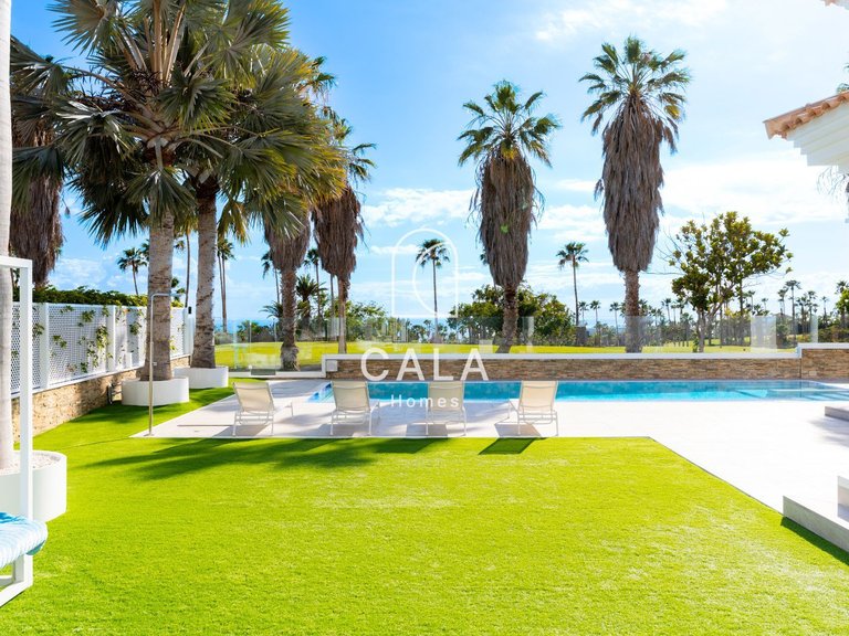 Villa for Sale in La Caleta, Tenerife 2