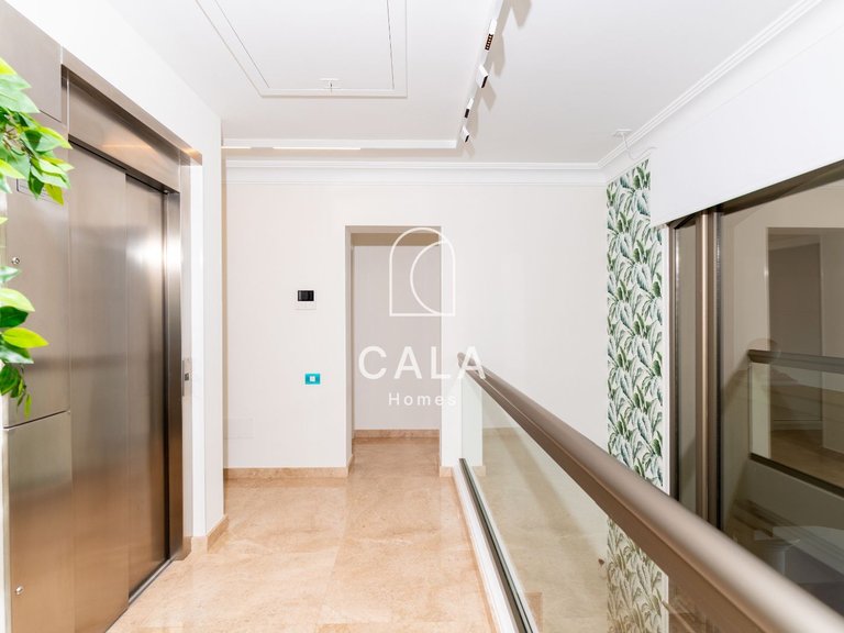 Villa for Sale in La Caleta, Tenerife 28