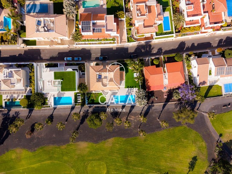 Villa for Sale in La Caleta, Tenerife 39