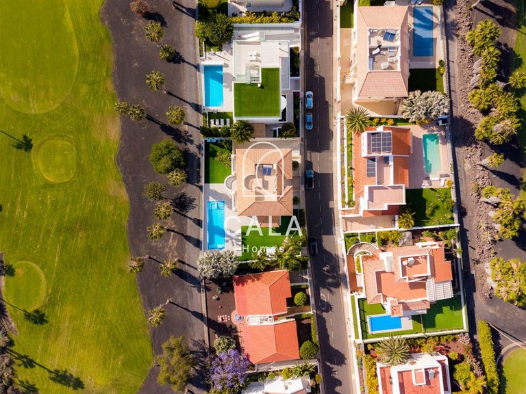 Villa for Sale in La Caleta, Tenerife 40