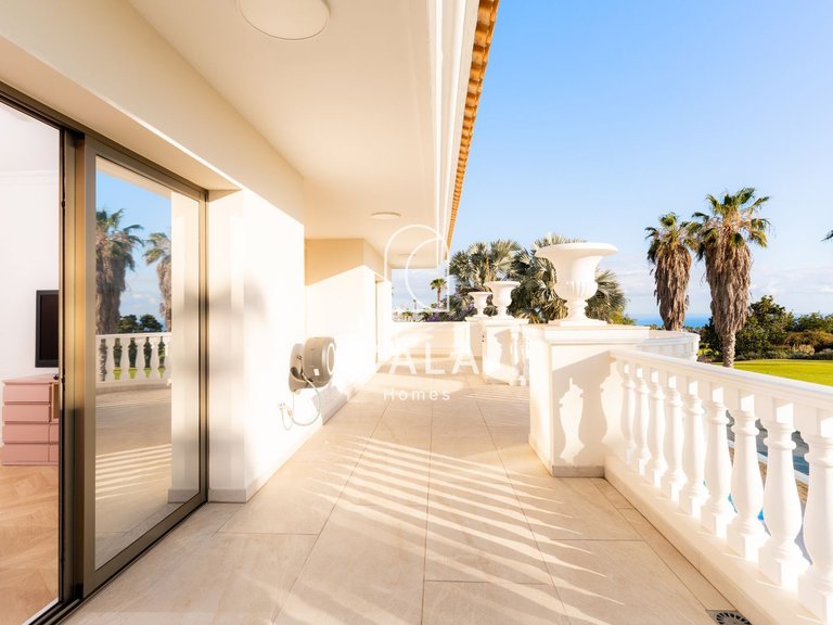 Villa for Sale in La Caleta, Tenerife 42