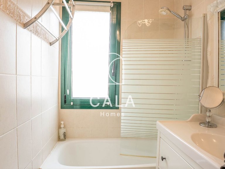 Town House for Sale in Las Chafiras, Tenerife 18