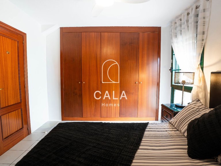 Town House for Sale in Las Chafiras, Tenerife 16