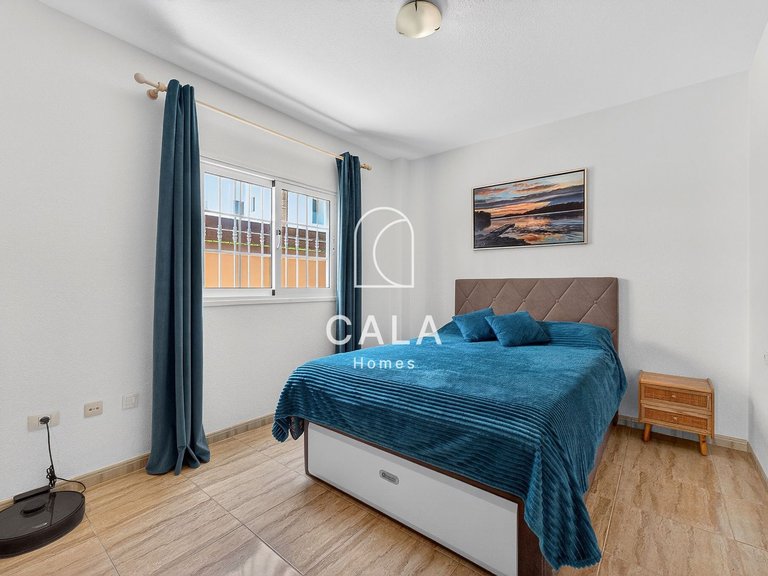 Apartment for Sale in Palm-mar, Tenerife 10