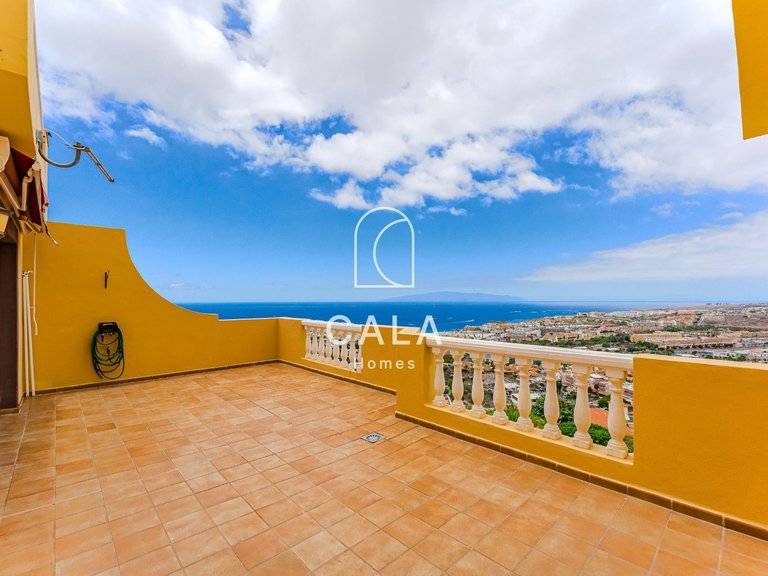 Apartment for Sale in Costa Adeje, Tenerife 1