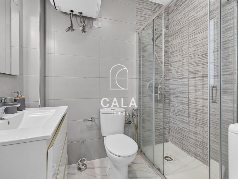 Villa for Sale in Golf Del Sur, Tenerife 17
