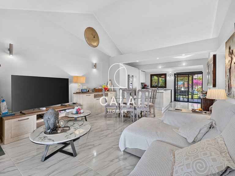 Villa for Sale in Golf Del Sur, Tenerife 6