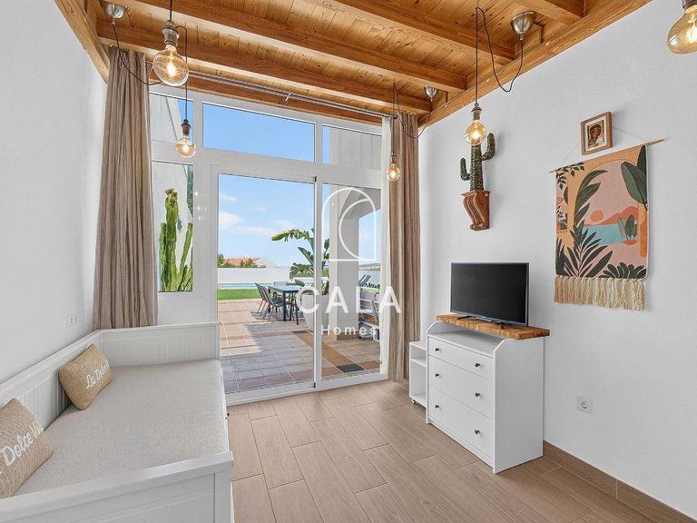 Villa for Sale in San Eugenio Alto, Tenerife 16