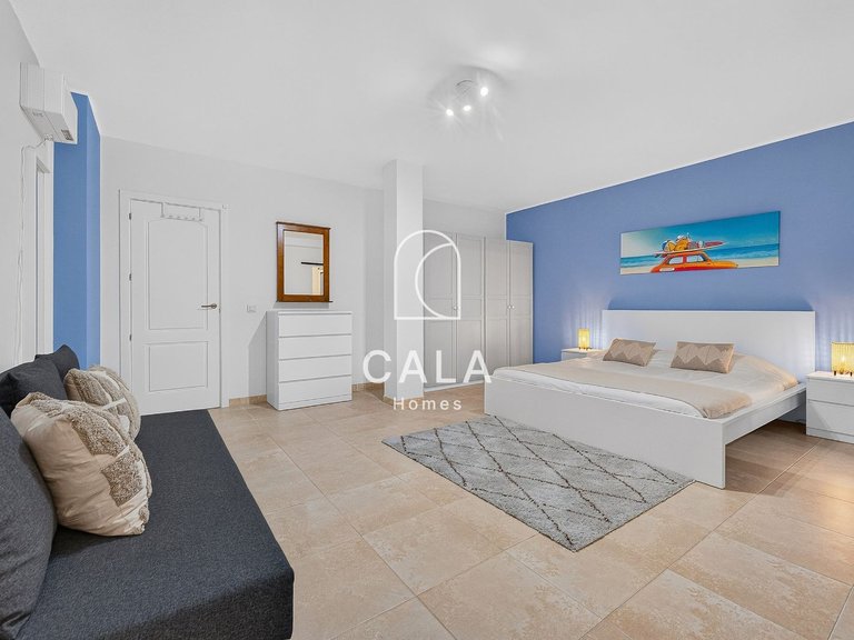 Villa for Sale in San Eugenio Alto, Tenerife 37