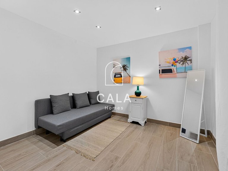 Villa for Sale in San Eugenio Alto, Tenerife 43