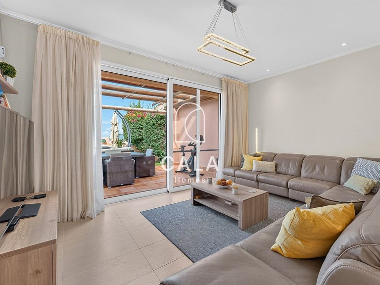 Villa for Sale in Costa Adeje, Tenerife 8