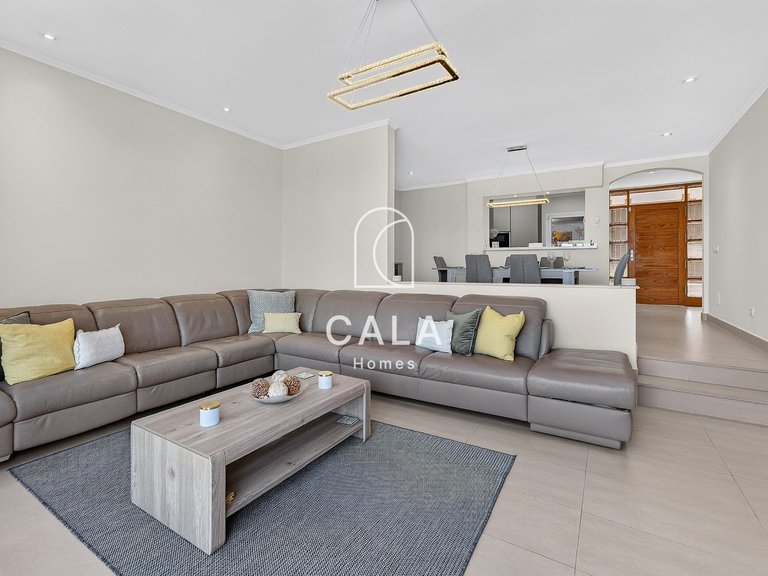 Villa for Sale in Costa Adeje, Tenerife 10