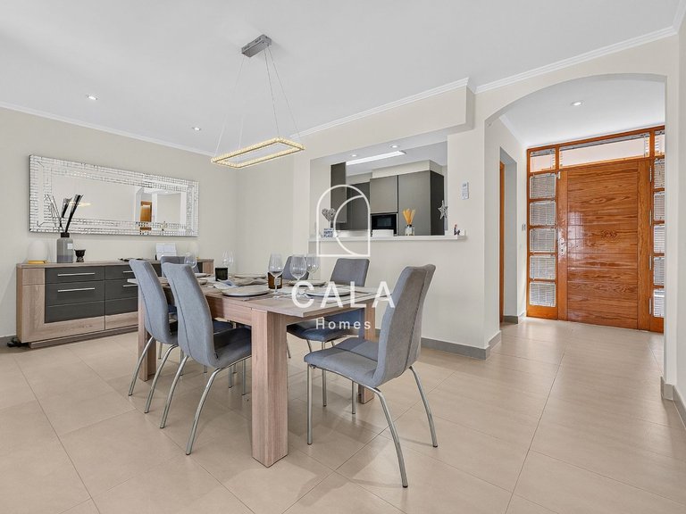 Villa for Sale in Costa Adeje, Tenerife 12