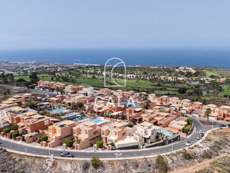 Villa for Sale in Costa Adeje, Tenerife 42